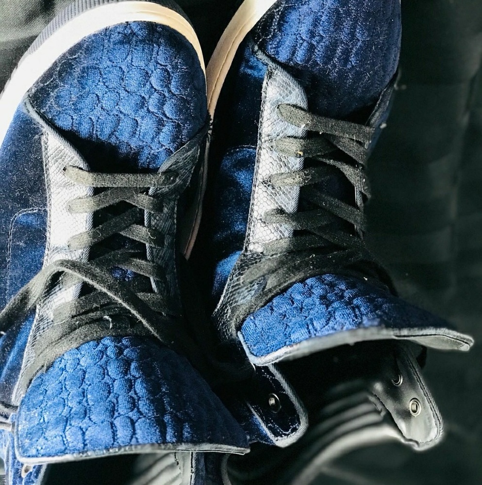 Mens shoes